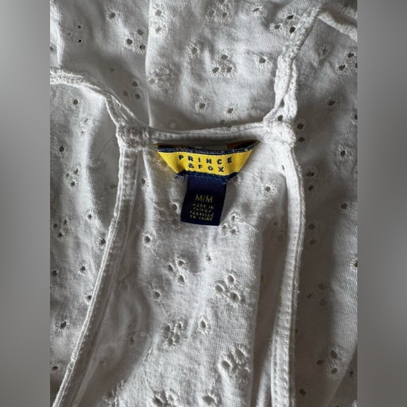 Prince & Fox White Floral Embroidered Top - Picture 2 of 7